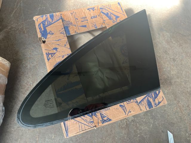 bontott HONDA CR-V Jobb C Oszlop Oldalablak Üveg