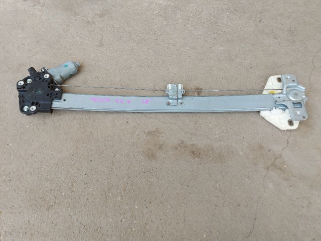 bontott HONDA CR-V Jobb első Ablakemelő Szerkezet (Elektromos)