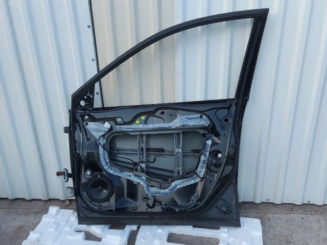 bontott HONDA CR-V Jobb első Ajtó (Üres lemez)