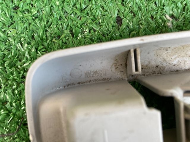 bontott HONDA CR-V Jobb első Ajtókeret Burkolat