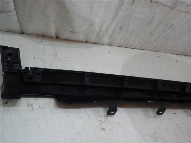 bontott HONDA CR-V Jobb első Küszöb Díszléc