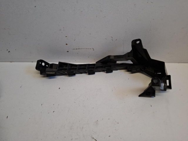 bontott HONDA CR-V Jobb első Lökhárító Tartó (Műanyag)