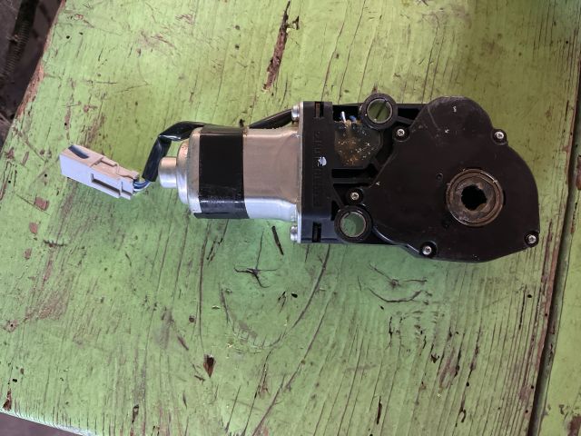 bontott HONDA CR-V Jobb első Ülés Állító Motor