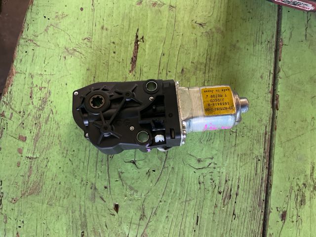 bontott HONDA CR-V Jobb első Ülés Állító Motor