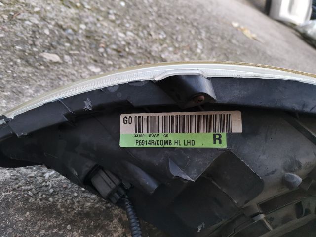 bontott HONDA CR-V Jobb Fényszóró