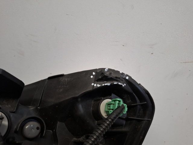 bontott HONDA CR-V Jobb Fényszóró