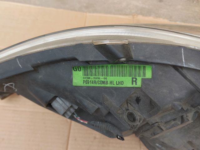 bontott HONDA CR-V Jobb Fényszóró