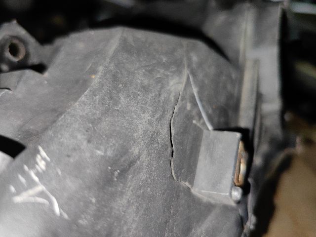 bontott HONDA CR-V Jobb Fényszóró