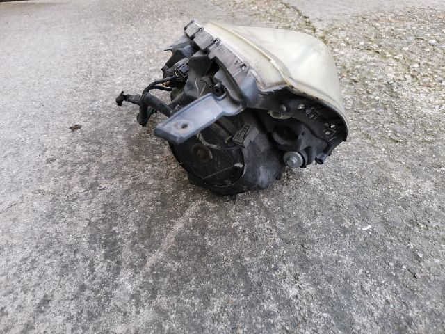 bontott HONDA CR-V Jobb Fényszóró