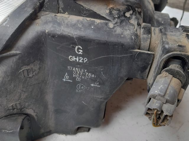 bontott HONDA CR-V Jobb Fényszóró