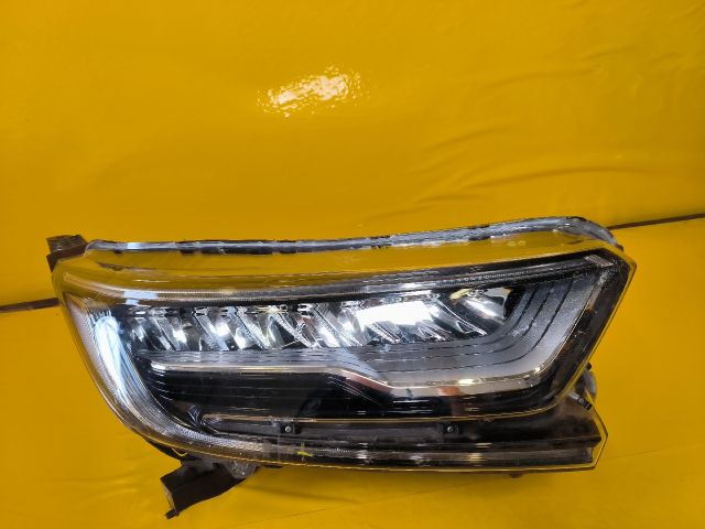 bontott HONDA CR-V Jobb Fényszóró