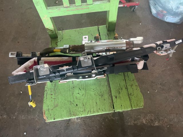 bontott HONDA CR-V Jobb Függönylégzsák és Oldallégzsák