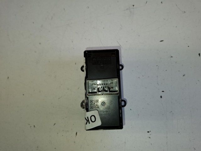 bontott HONDA CR-V Jobb hátsó Ablakemelő Kapcsoló