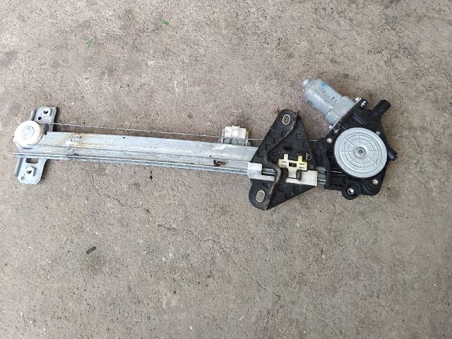 bontott HONDA CR-V Jobb hátsó Ablakemelő Szerkezet (Elektromos)