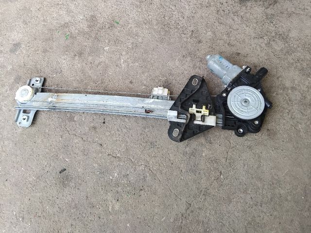 bontott HONDA CR-V Jobb hátsó Ablakemelő Szerkezet (Elektromos)