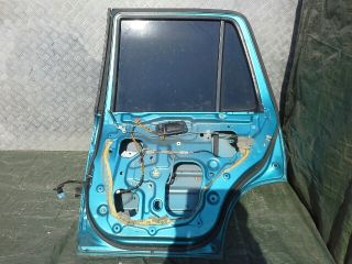 bontott HONDA CR-V Jobb hátsó Ajtó (Részeivel)