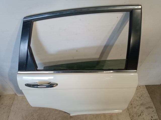 bontott HONDA CR-V Jobb hátsó Ajtó (Részeivel)