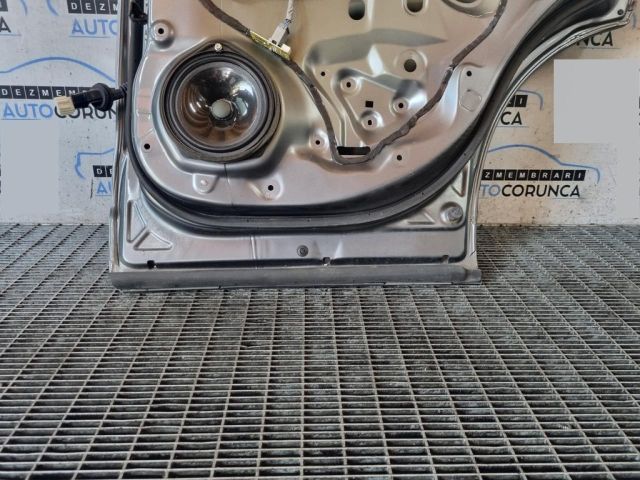 bontott HONDA CR-V Jobb hátsó Ajtó (Üres lemez)