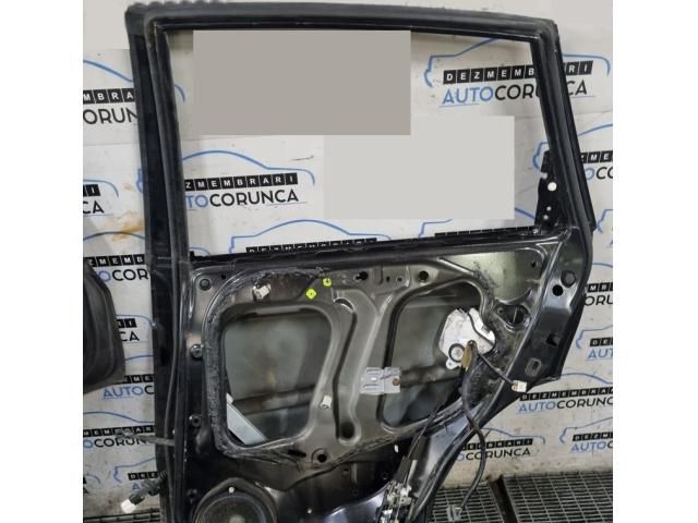 bontott HONDA CR-V Jobb hátsó Ajtó (Üres lemez)