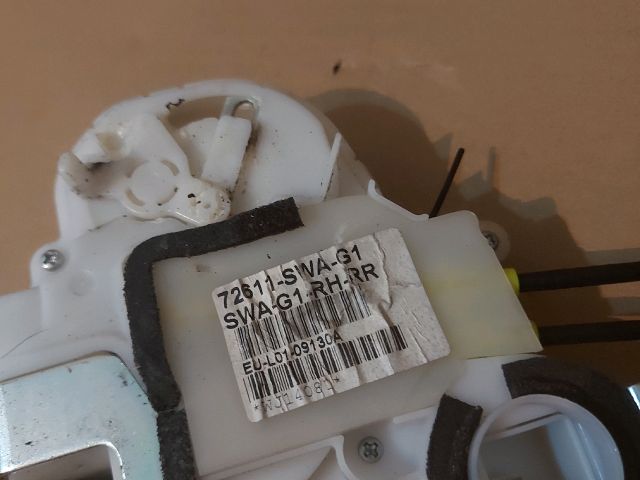 bontott HONDA CR-V Jobb hátsó Ajtózár