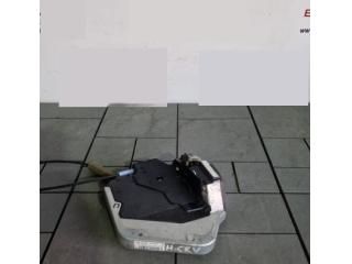 bontott HONDA CR-V Jobb hátsó Ajtózár