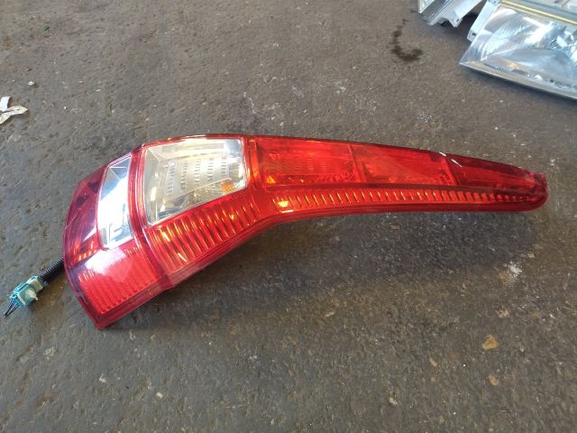 bontott HONDA CR-V Jobb Hátsó Lámpa