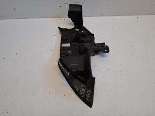 bontott HONDA CR-V Jobb Sárvédő Csavar Burkolat