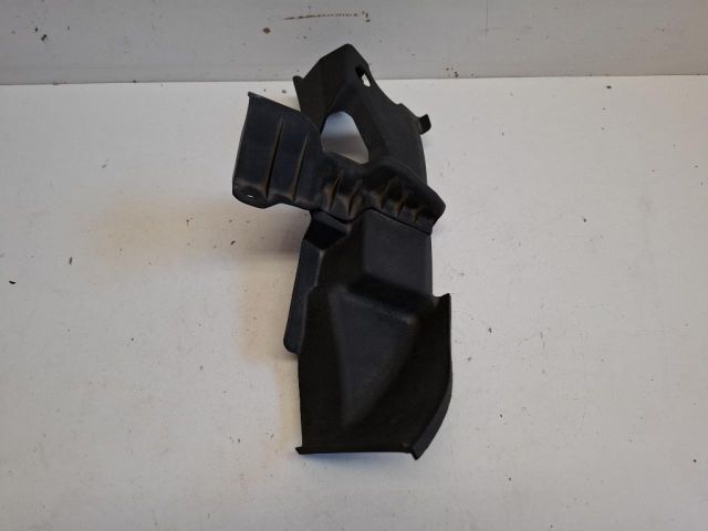 bontott HONDA CR-V Jobb Sárvédő Csavar Burkolat