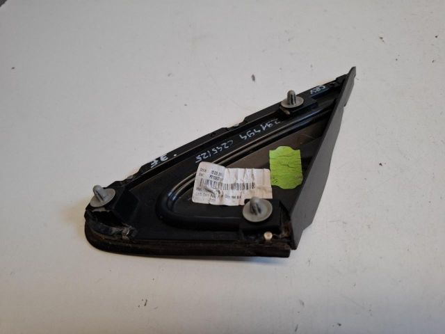 bontott HONDA CR-V Jobb Visszapillantó Tükör Előtti Burkolat