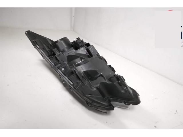 bontott HONDA CR-V Jobb Xenon Fényszóró