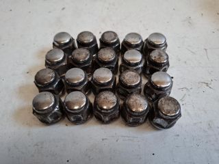 bontott HONDA CR-V Kerék Csavar Szett