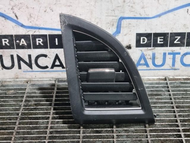 bontott HONDA CR-V Középső Szellőző