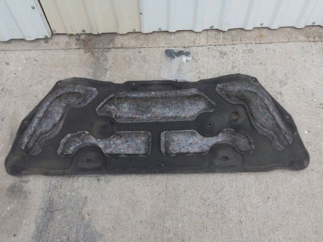 bontott HONDA CR-V Motorháztető Szigetelés