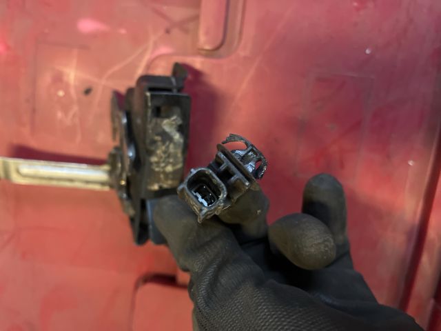 bontott HONDA CR-V Motorháztető Zárszerkezet