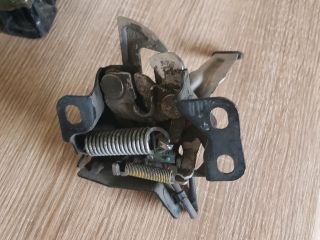 bontott HONDA CR-V Motorháztető Zárszerkezet