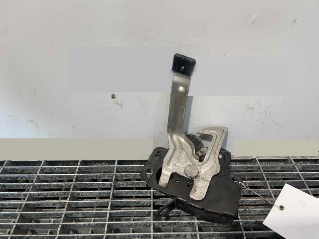 bontott HONDA CR-V Motorháztető Zárszerkezet