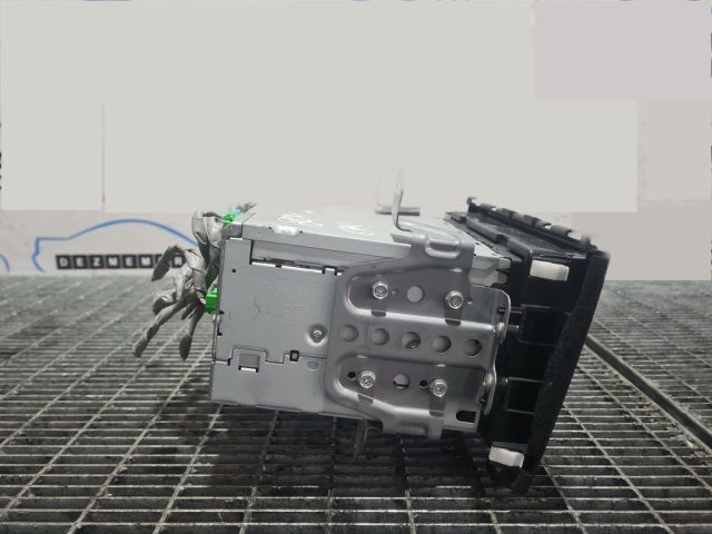 bontott HONDA CR-V Navigációs Fejegység