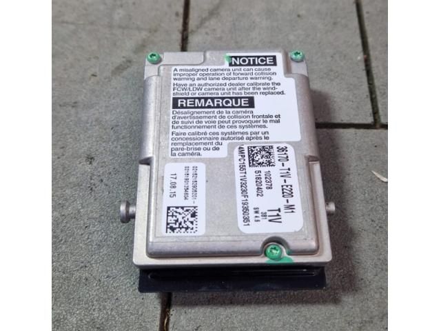 bontott HONDA CR-V Szélvédő Multifunkciós Kamera Vezérlő Panel