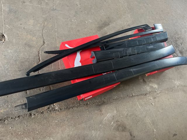 bontott HONDA CR-V Tető Díszléc