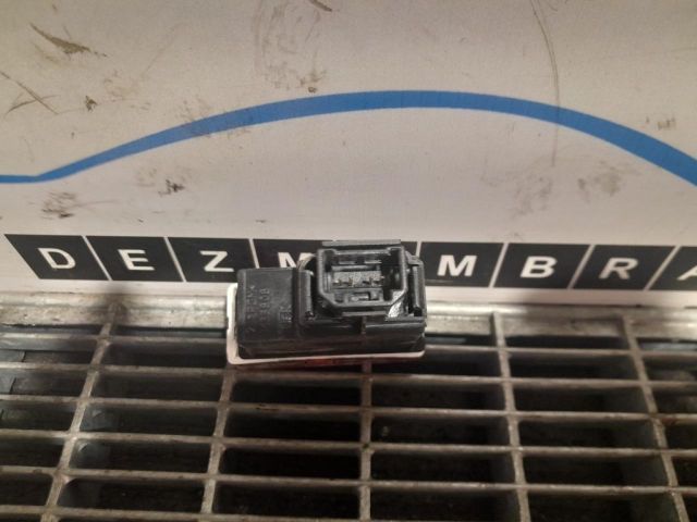 bontott HONDA CR-V Vészvillogó Kapcsoló