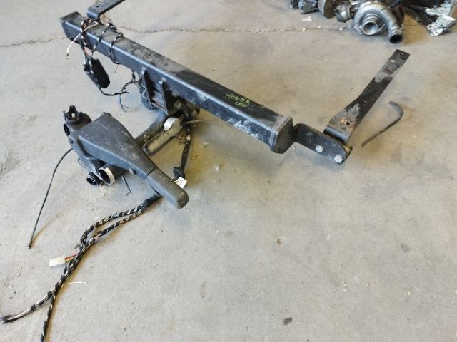 bontott HONDA CR-V Vonóhorog