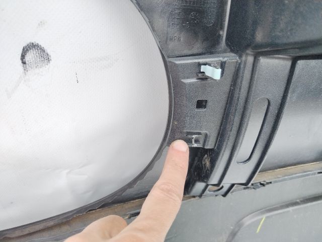 bontott HONDA E Első Lökhárító (Üresen)