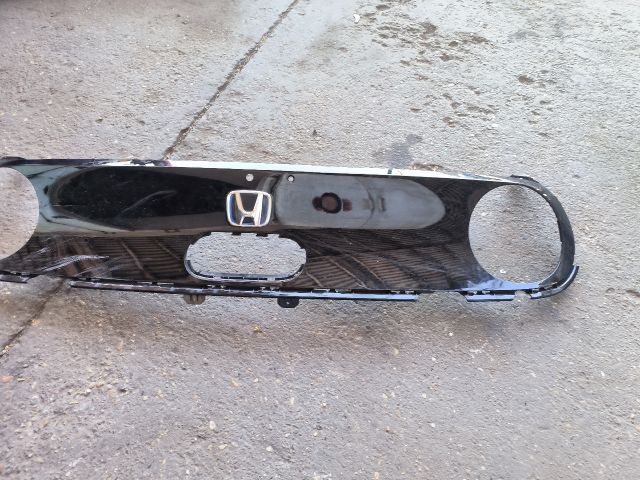 bontott HONDA E Hűtőrács