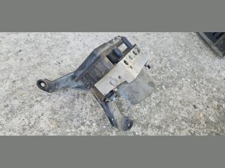 bontott HONDA FR-V ABS Kocka