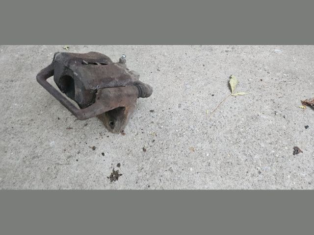 bontott HONDA FR-V Bal hátsó Féknyereg Munkahengerrel