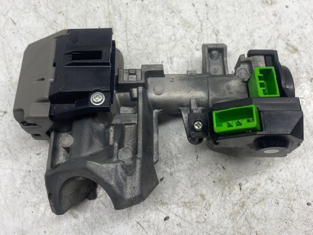 bontott HONDA FR-V Gyújtáskapcsoló