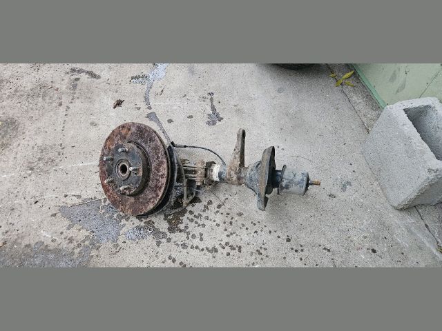 bontott HONDA FR-V Jobb első Csonkállvány Kerékaggyal