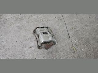 bontott HONDA FR-V Jobb első Féknyereg Munkahengerrel