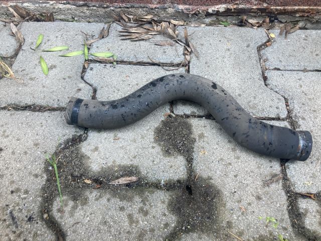 bontott HONDA FR-V Vízcső