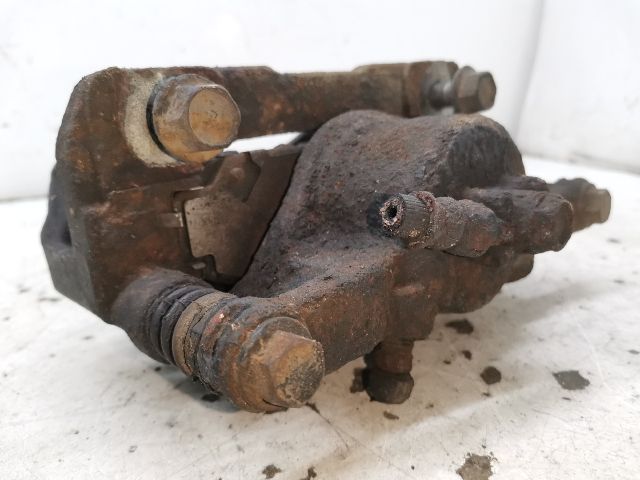 bontott HONDA FR-V Bal első Féknyereg Munkahengerrel